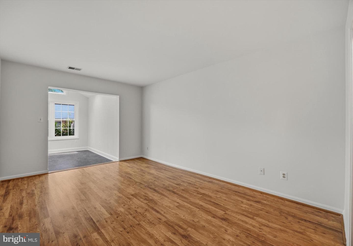907 Beacon Way photo 25