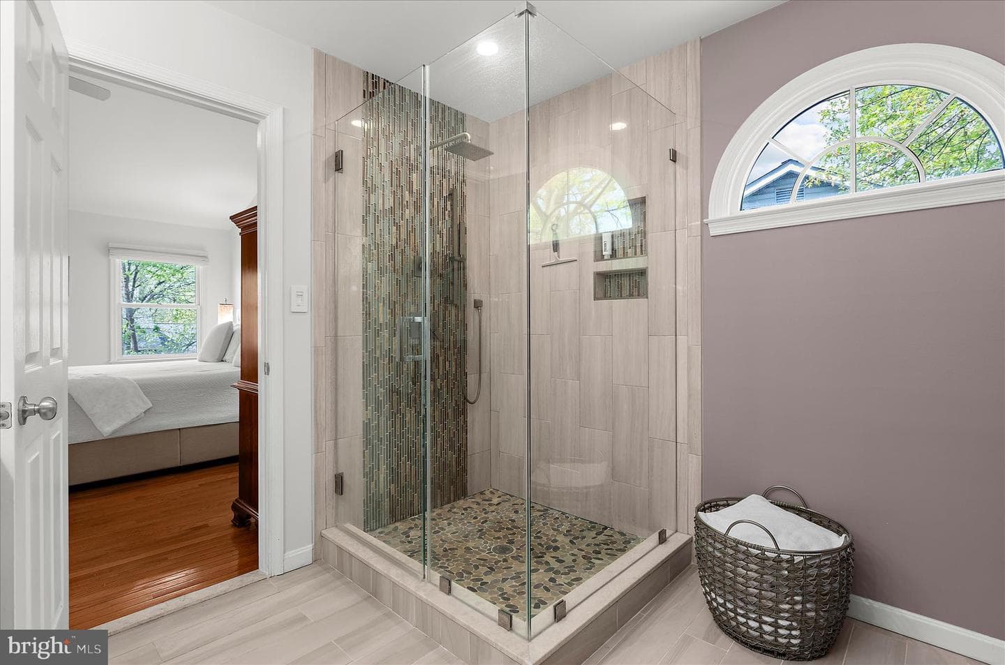 1110 Charing Cross Drive photo 35