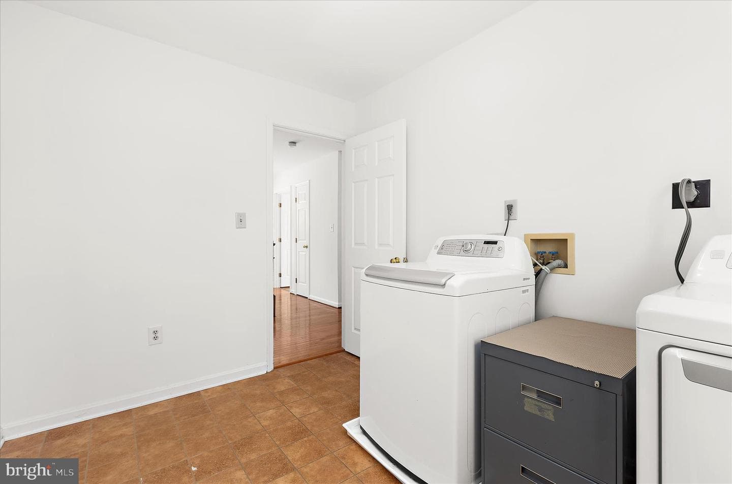1110 Charing Cross Drive photo 45
