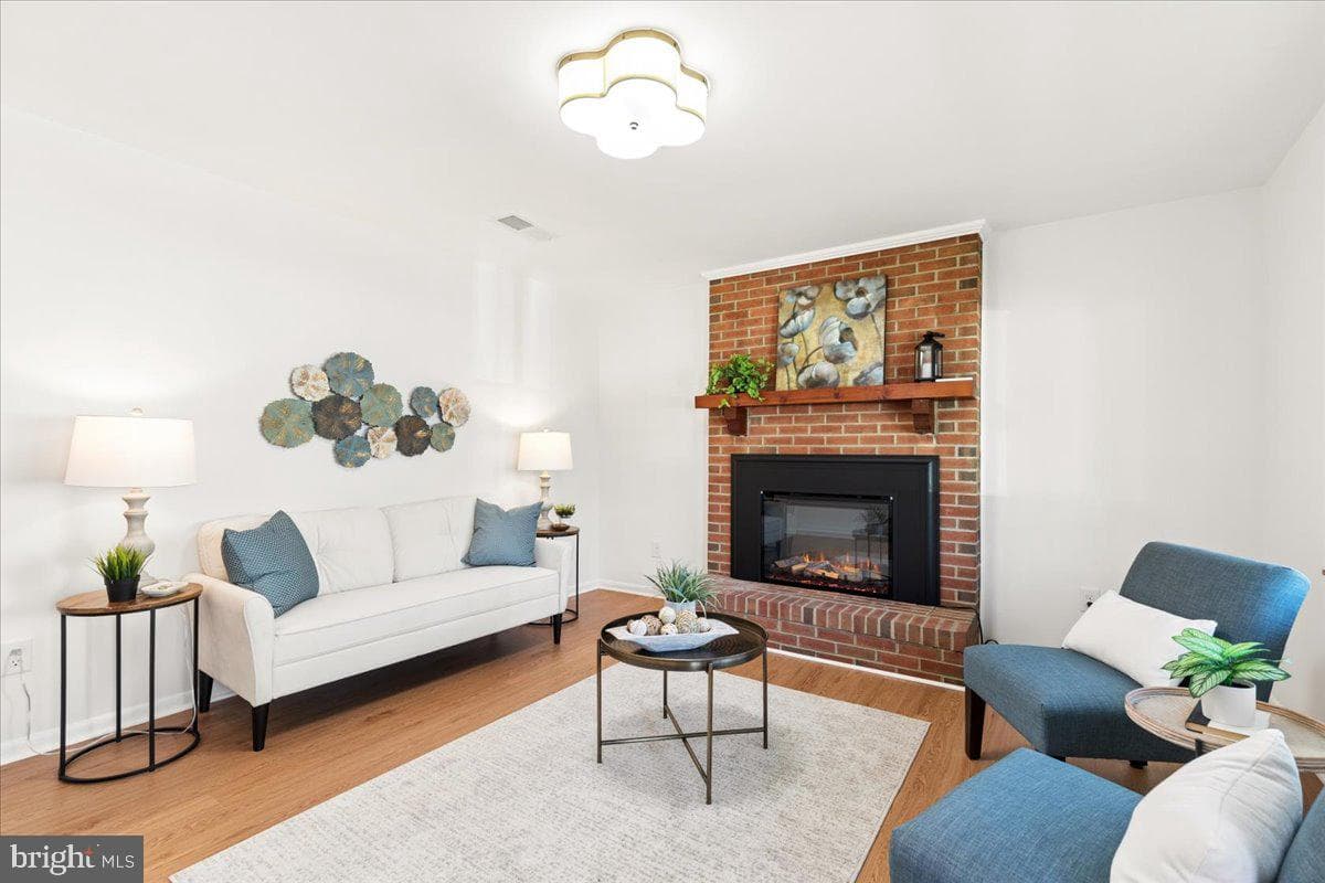 723 207th Street photo 3