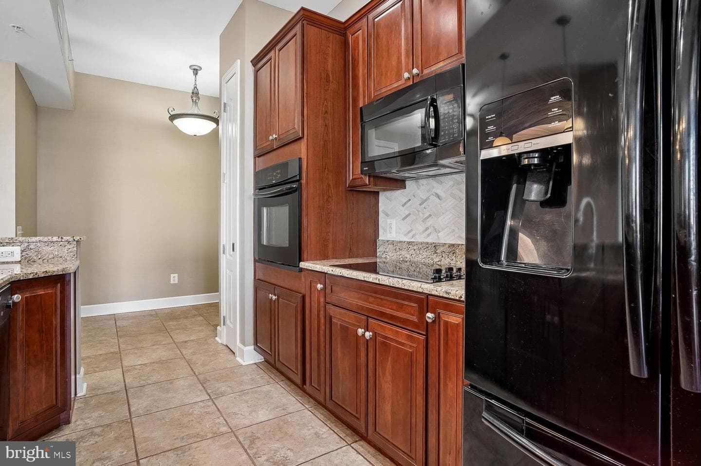 1915 Towne Centre Boulevard #915 photo 25