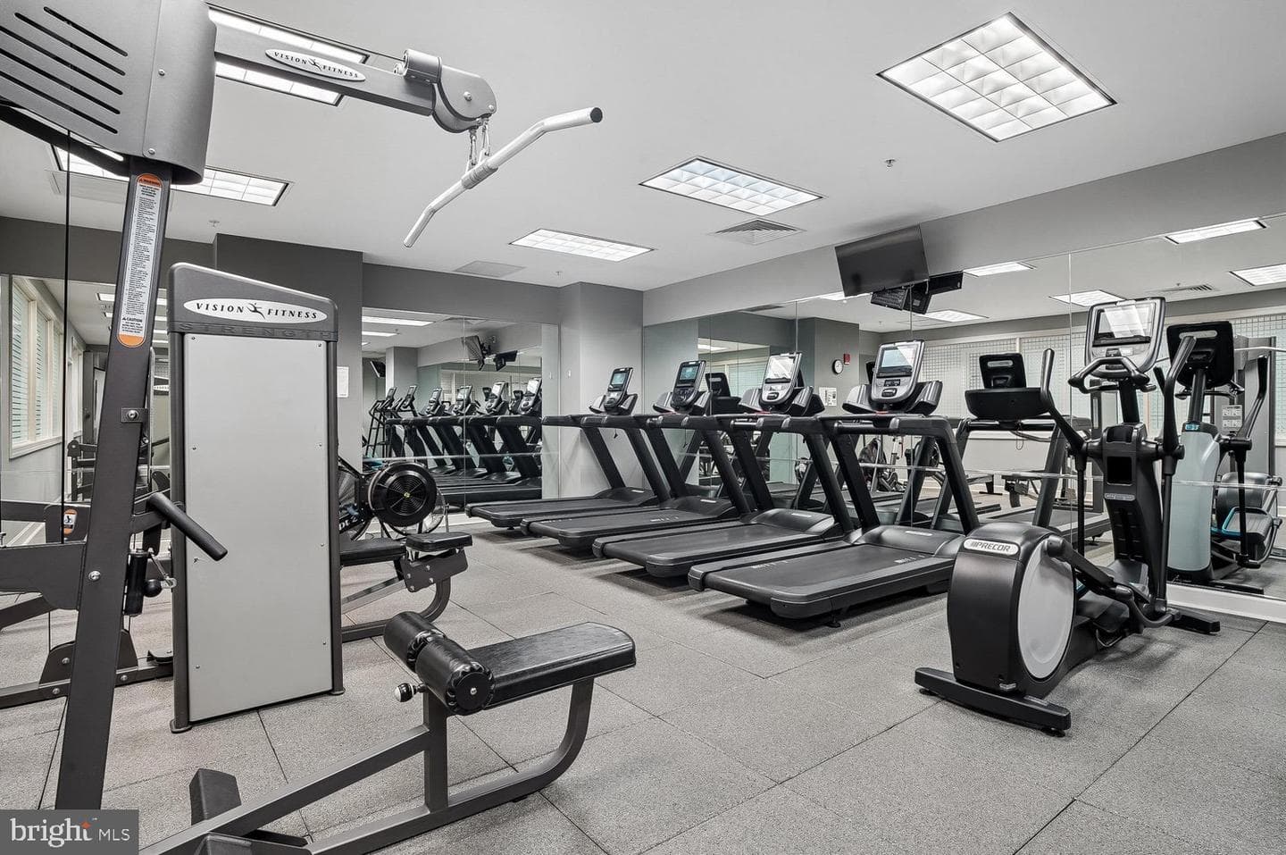 1915 Towne Centre Boulevard #915 photo 42