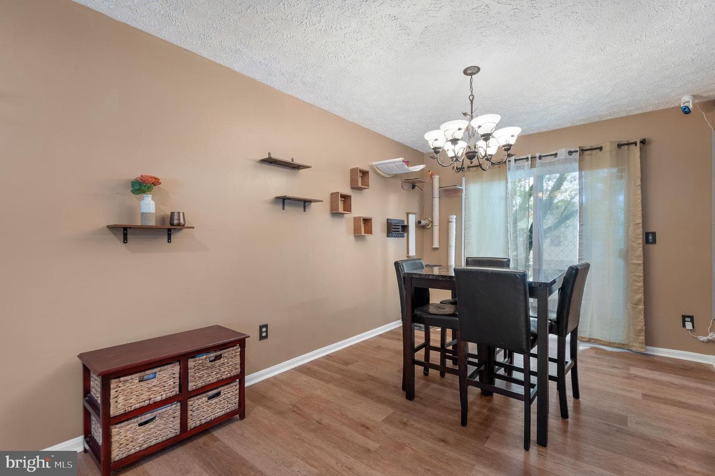1315 Somerset Road photo 10