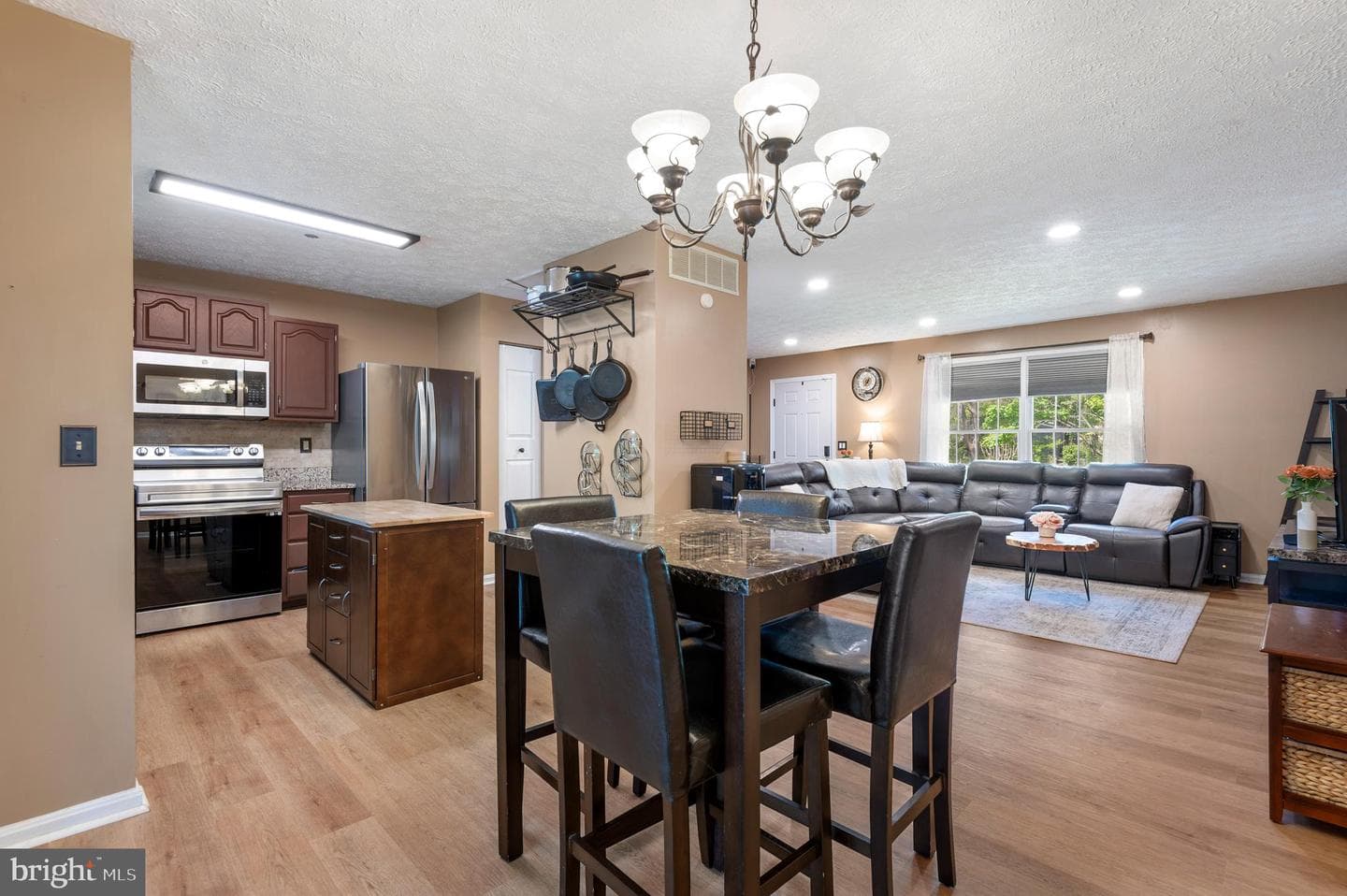 1315 Somerset Road photo 11