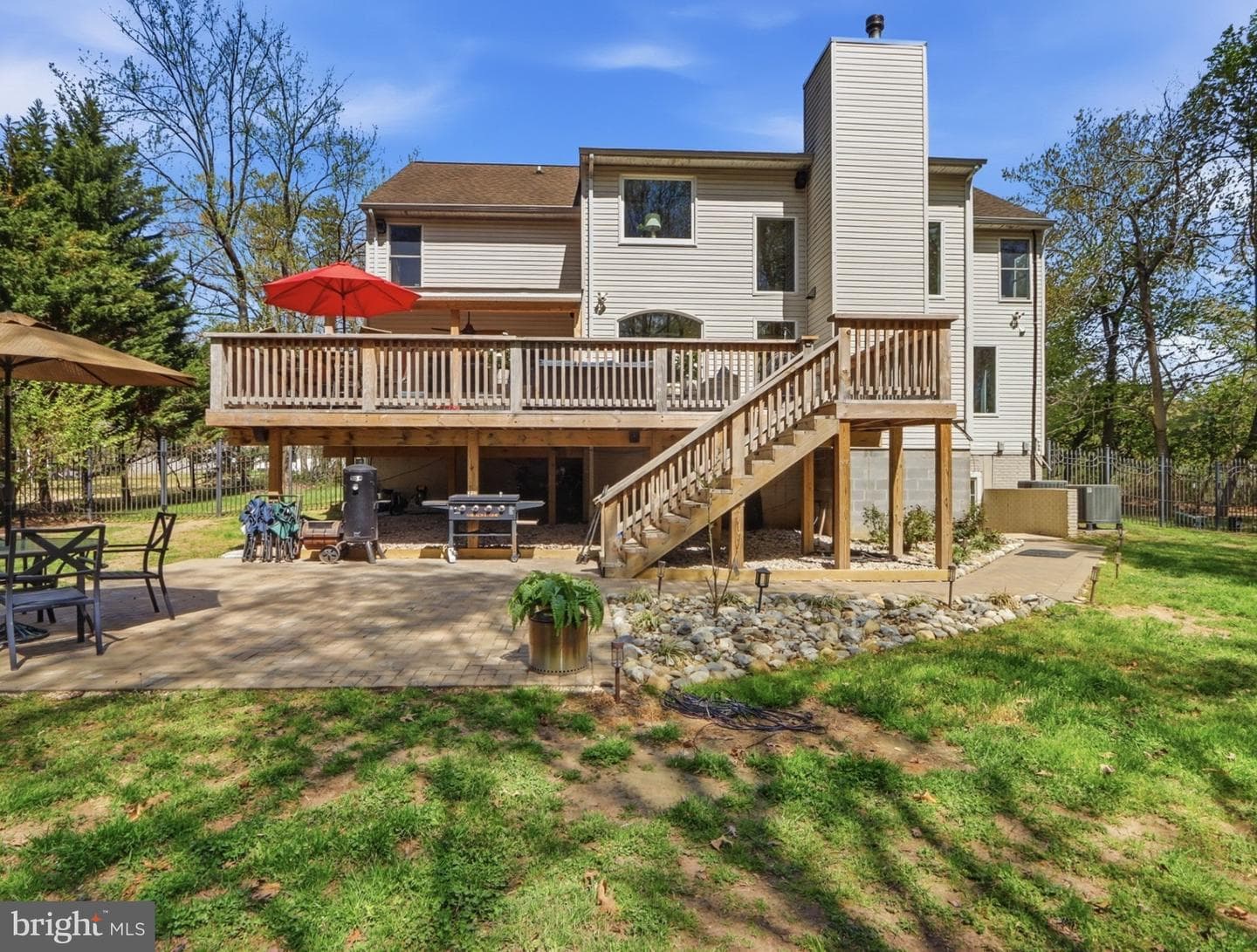 311 Riverdale Road photo 57