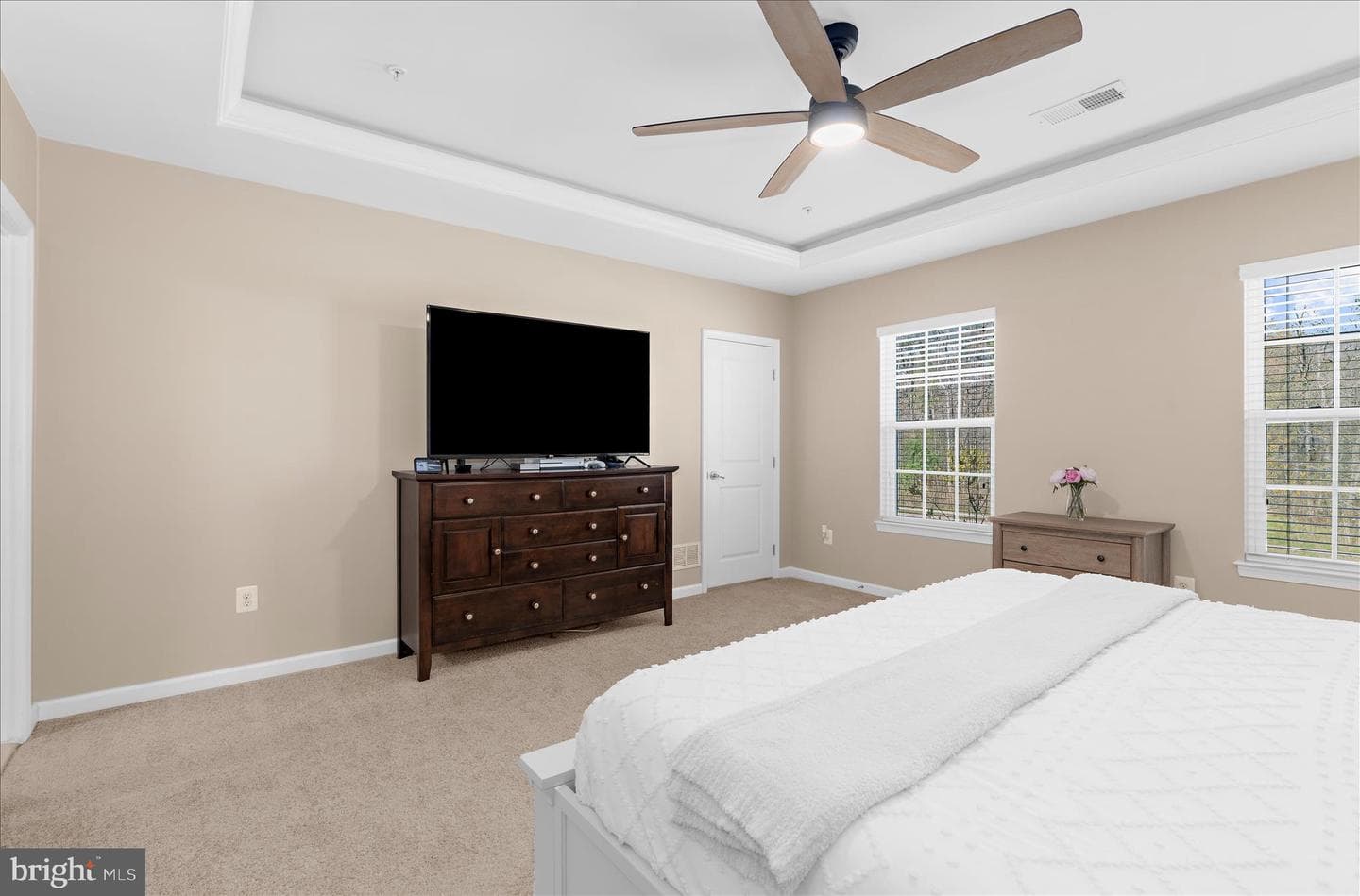 346 Chessington Drive photo 18