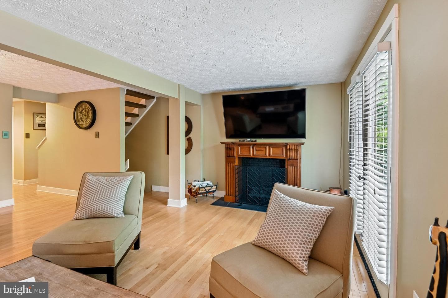 553 Bay Dale Court photo 17