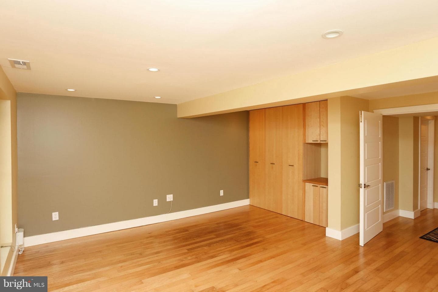 553 Bay Dale Court photo 43