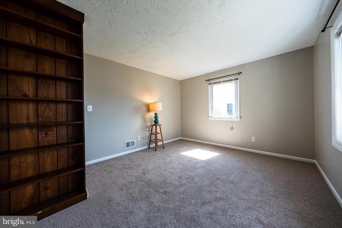 602 Kuethe Road NE photo 6