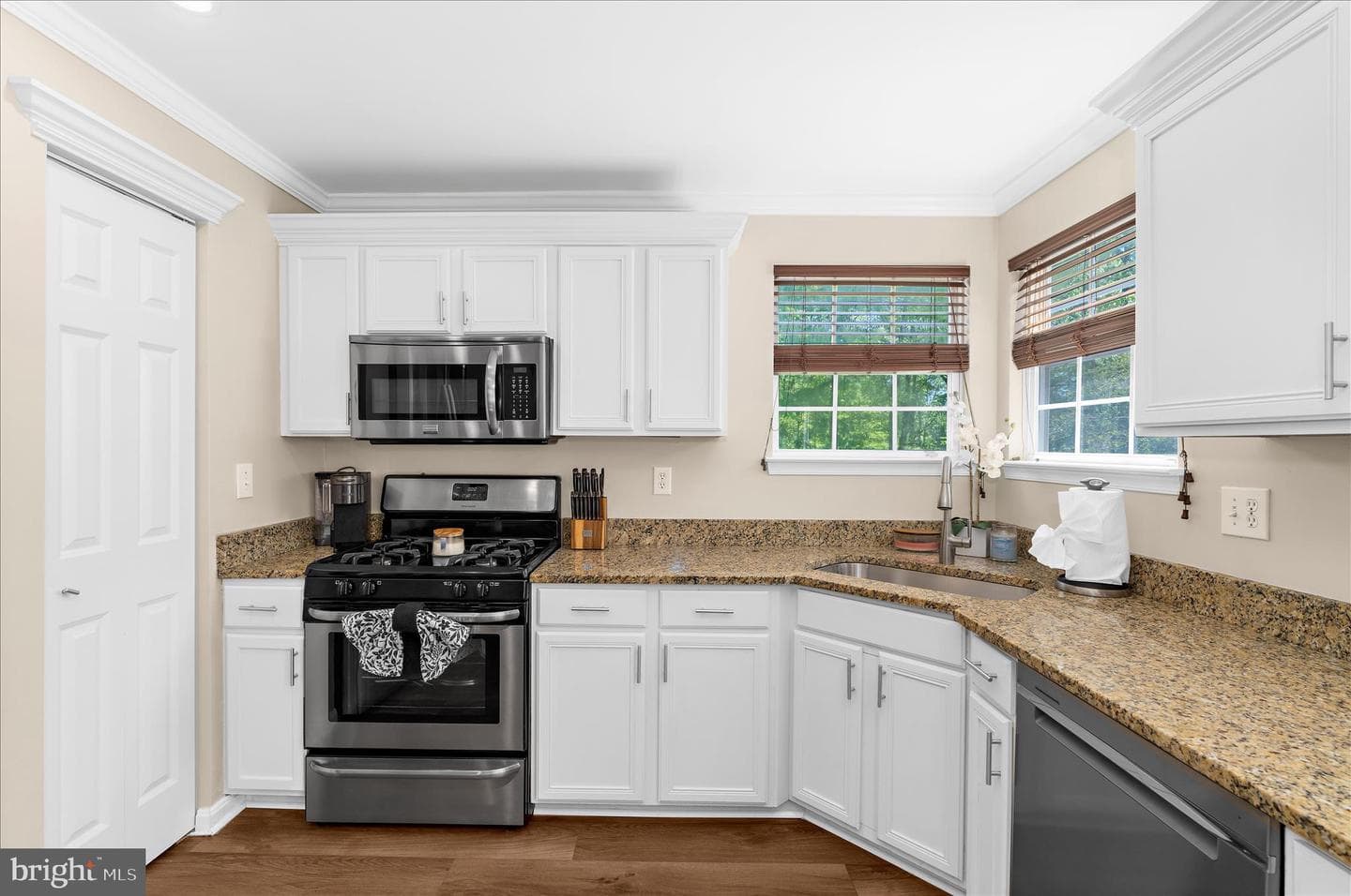 8028 High Oak Road photo 14