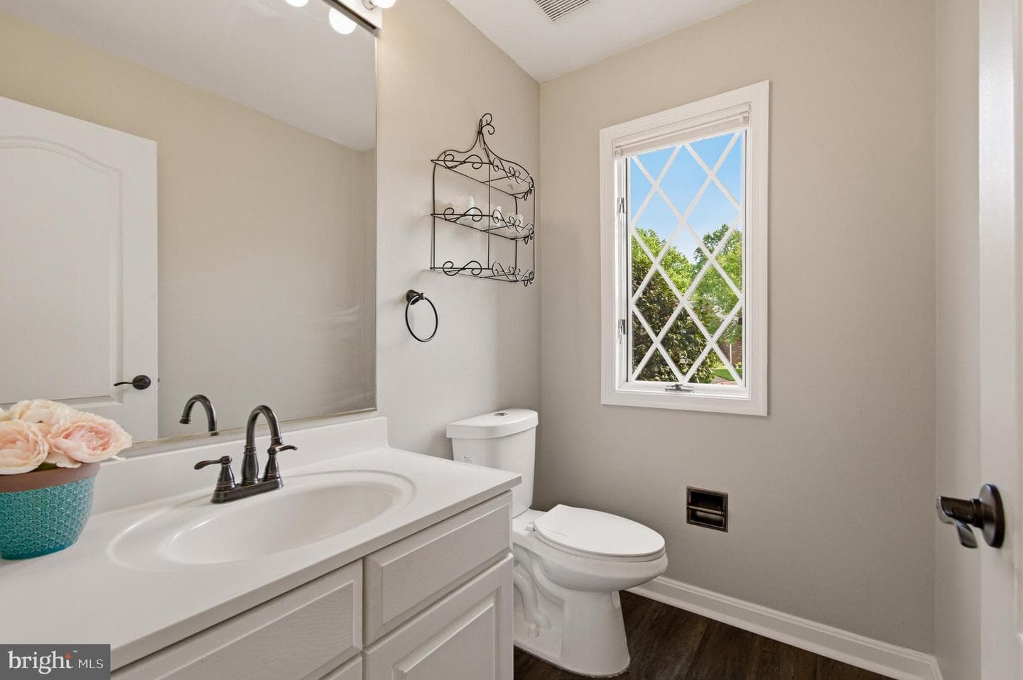 1727 Peartree Lane photo 32