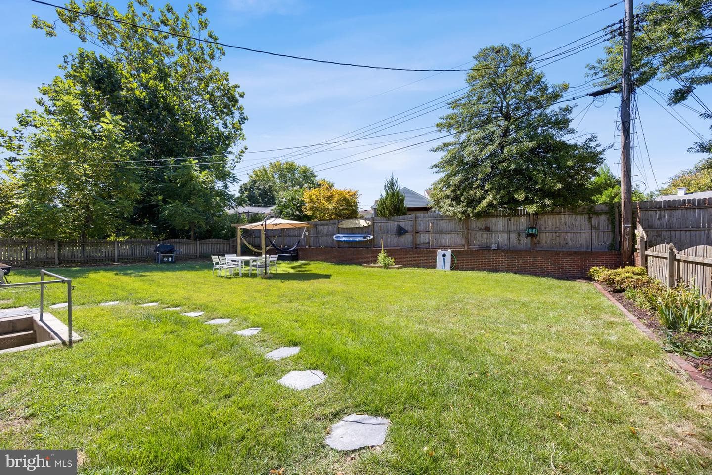 612 Carolyn Road photo 24