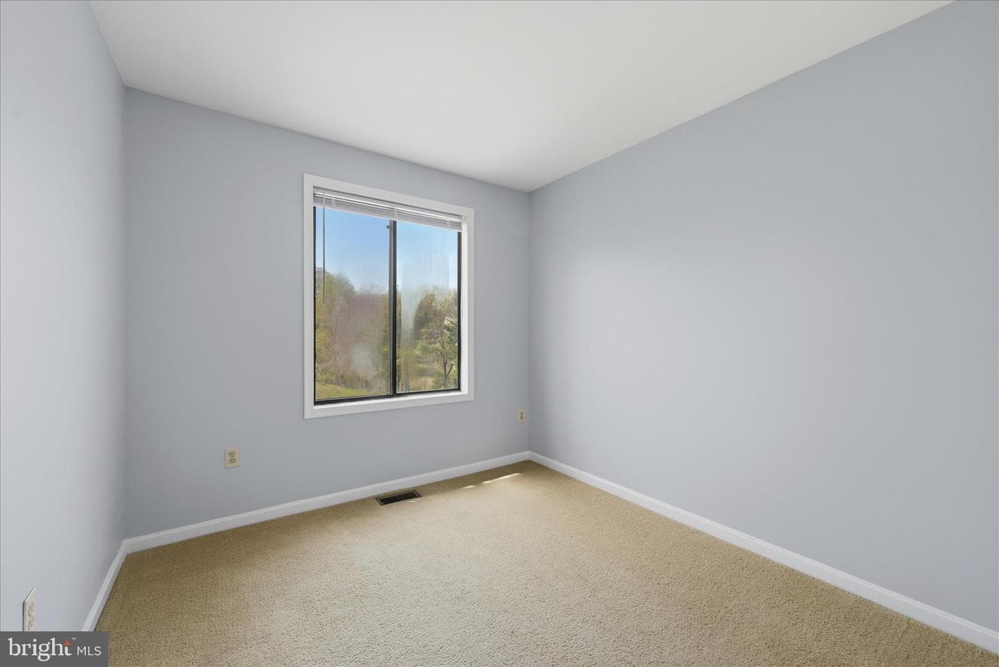 1340 Hazel Nut Court photo 17