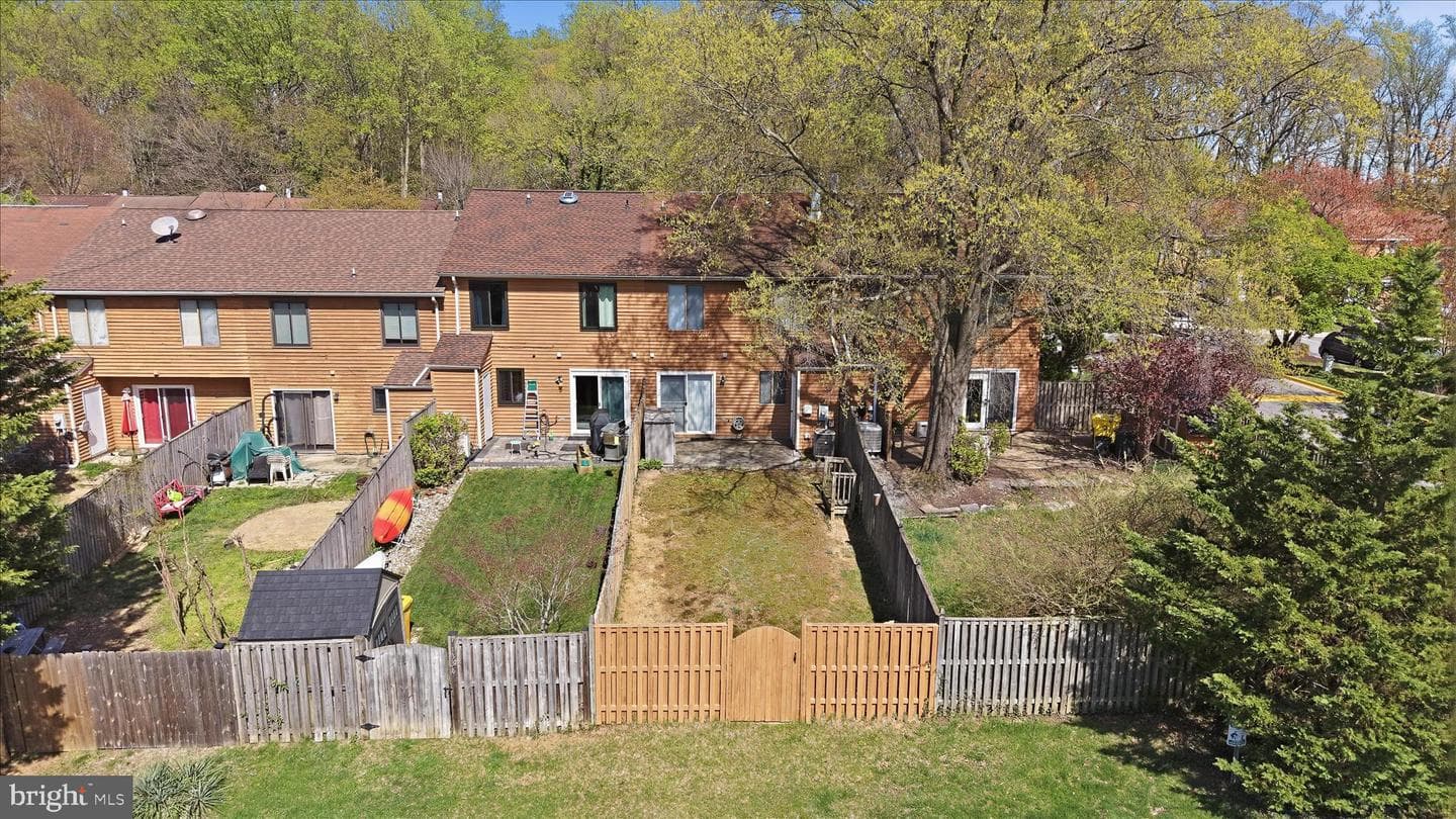 1340 Hazel Nut Court photo 22