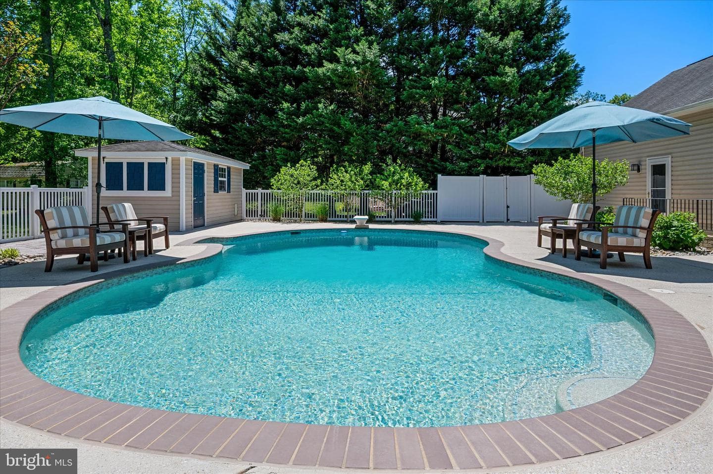 1405 Saybrooke Court photo 24