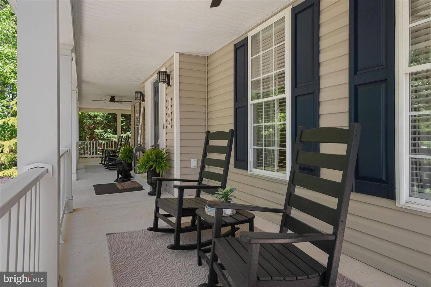 1405 Saybrooke Court photo 3