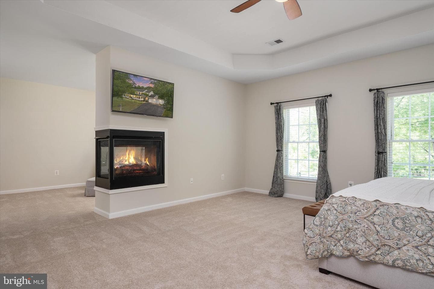 1405 Saybrooke Court photo 32