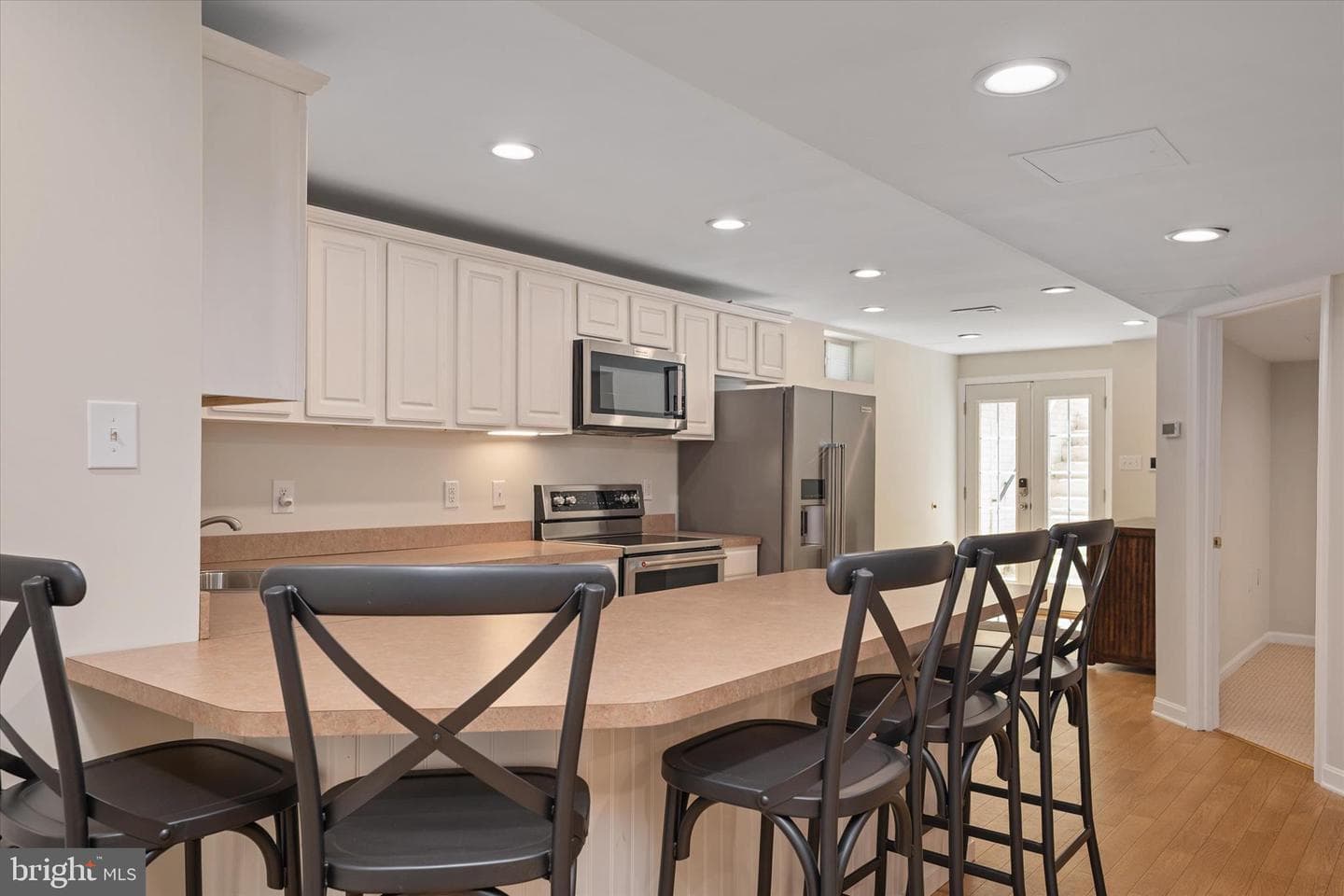 1405 Saybrooke Court photo 45