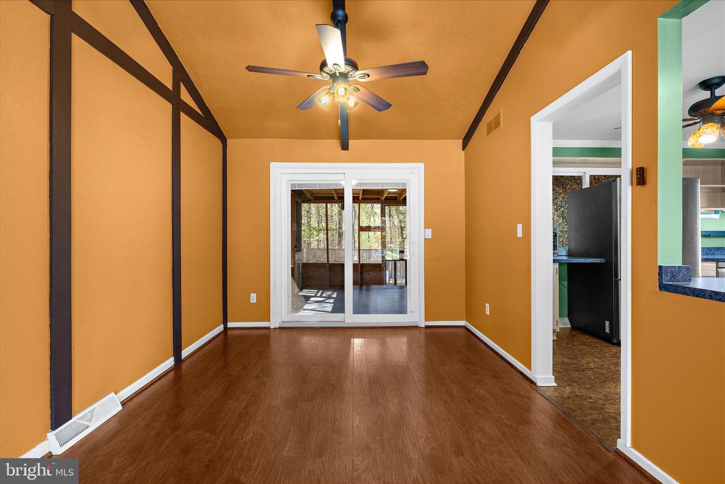 7958 Covington Avenue photo 11