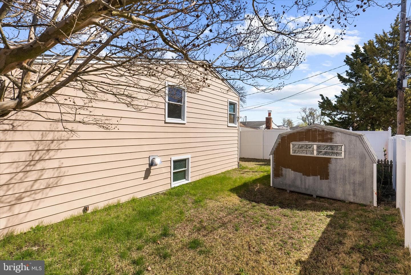107 Hollywood Drive photo 80
