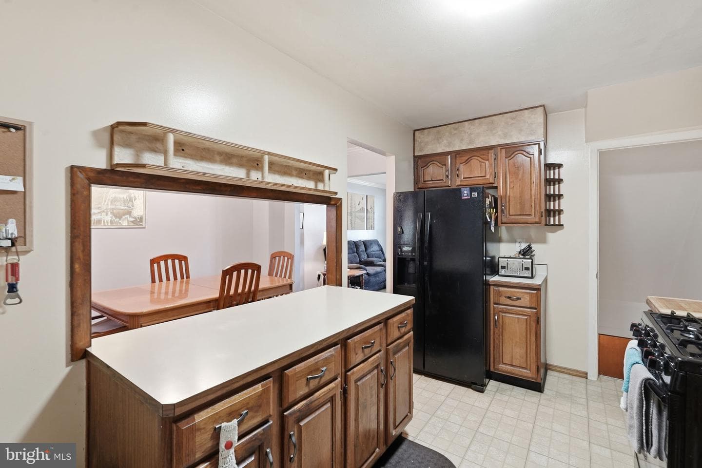 8566 Main Avenue photo 12