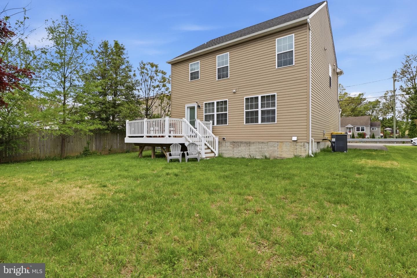 821 N Broadview Boulevard photo 42
