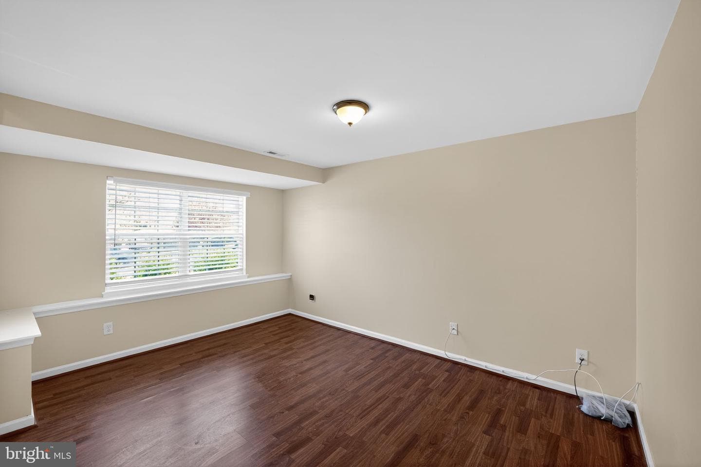 8090 Round Table Court photo 14