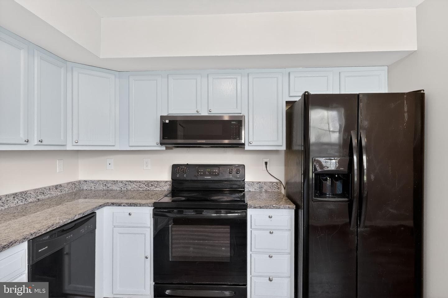 8090 Round Table Court photo 17