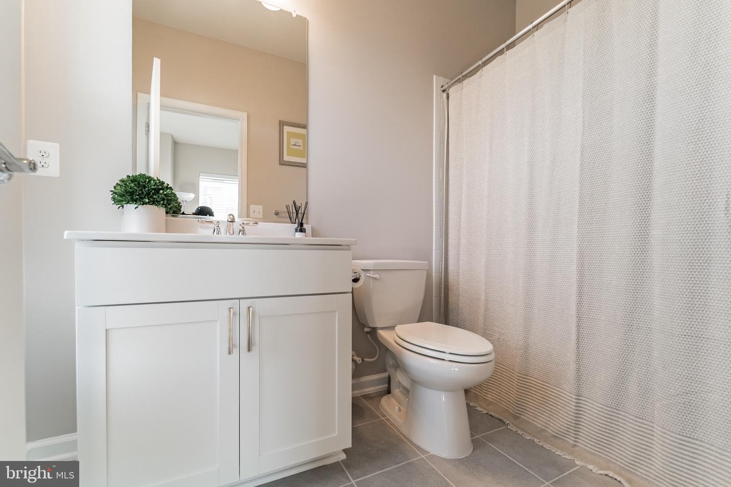 221 Narrowleaf Way photo 20