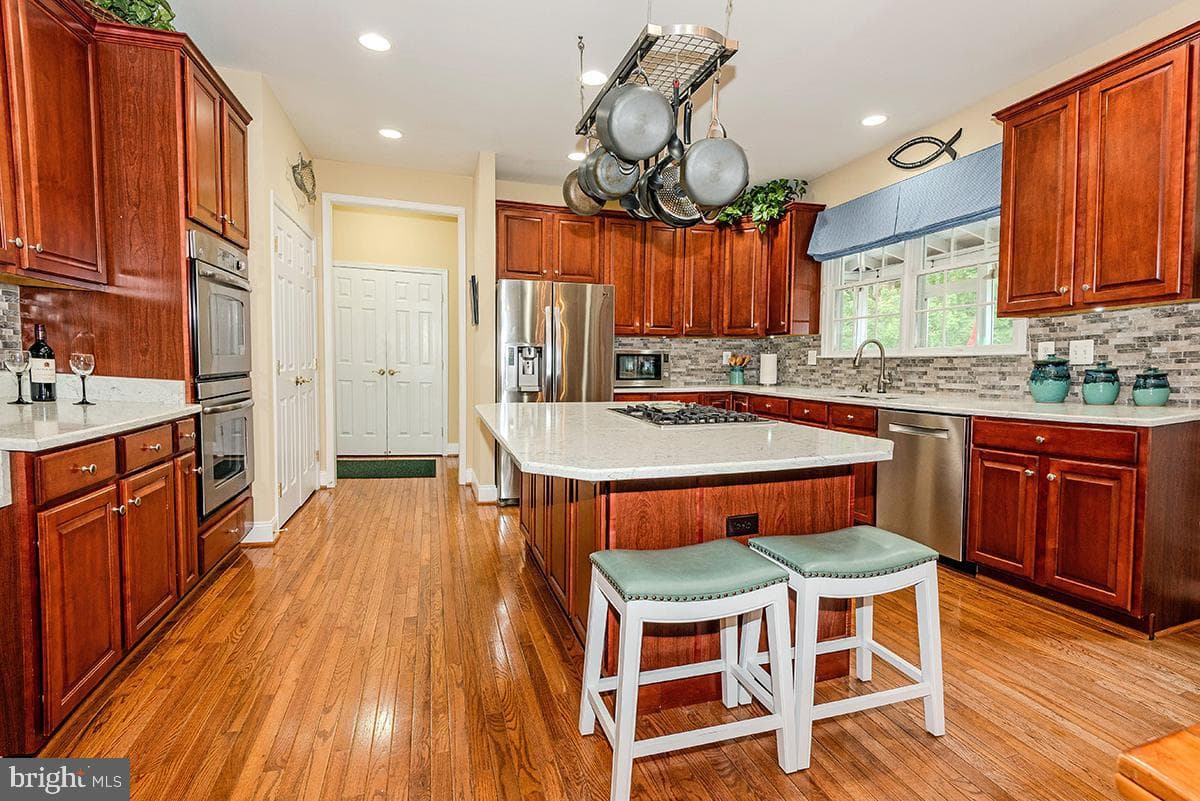 1651 Trawler Lane photo 18