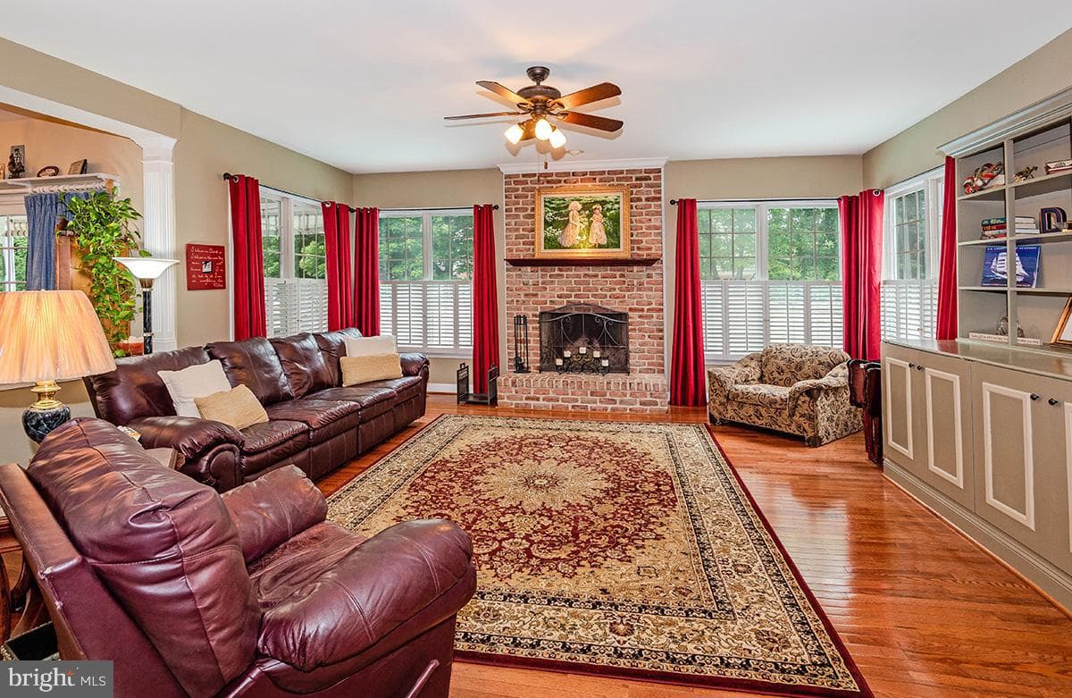 1651 Trawler Lane photo 26