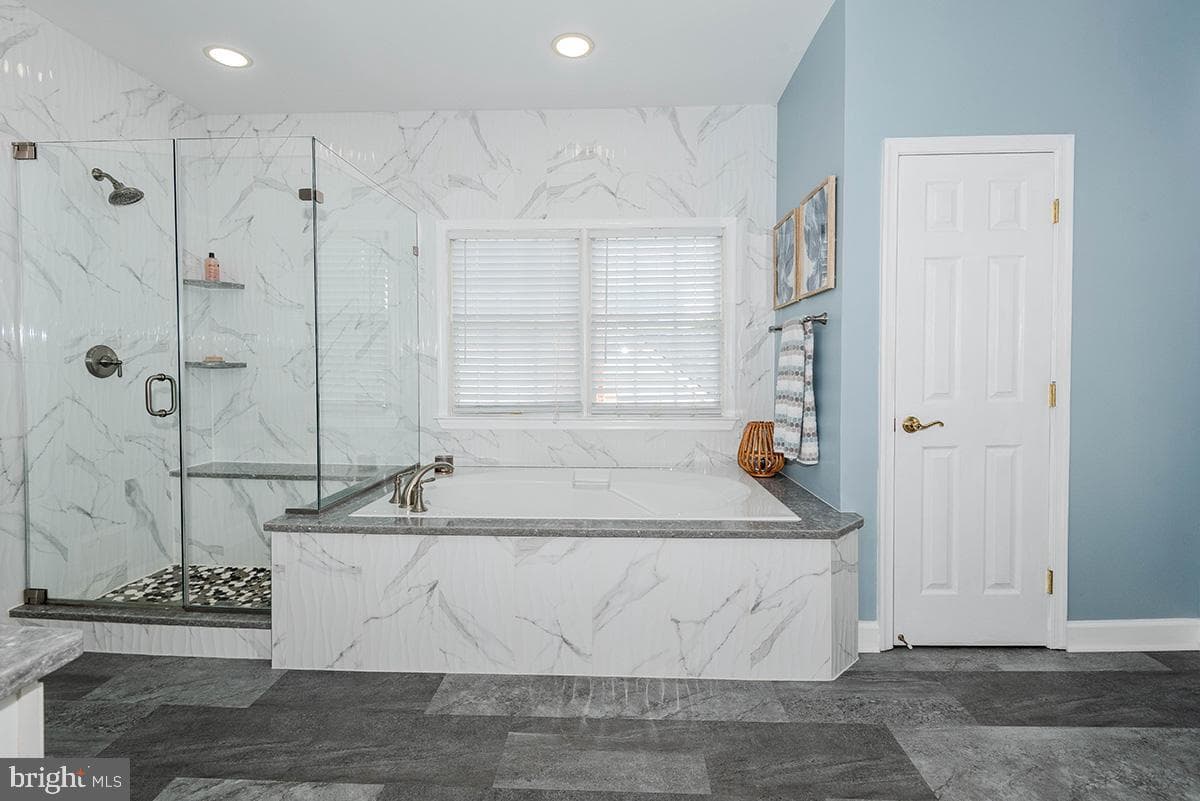 1651 Trawler Lane photo 37