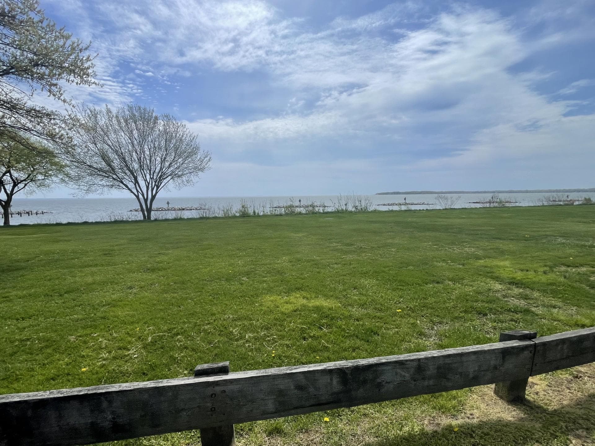 209 Beverley Avenue photo 11