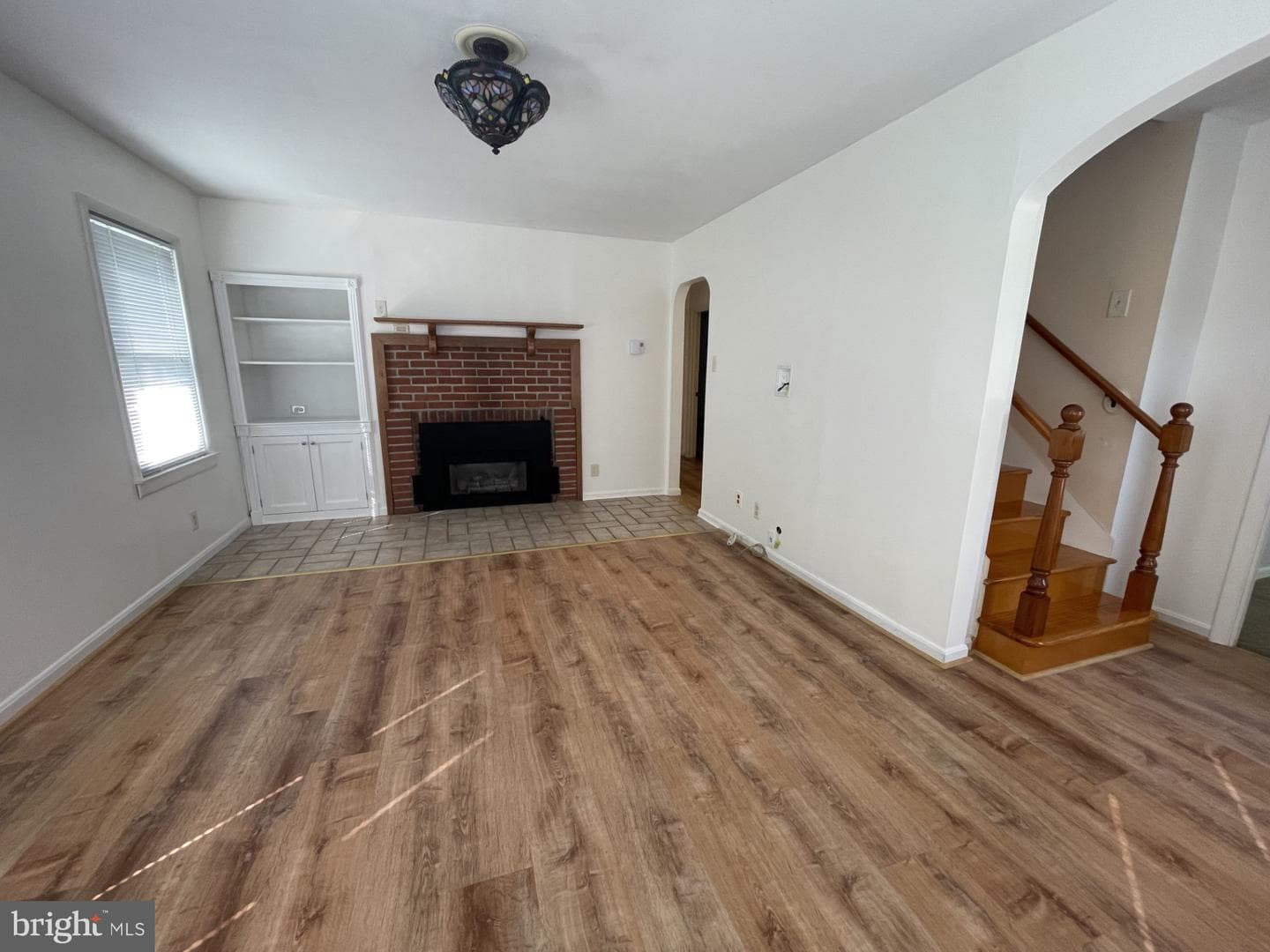 209 Beverley Avenue photo 15