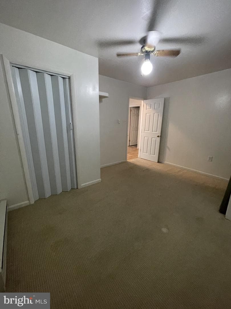 209 Beverley Avenue photo 36
