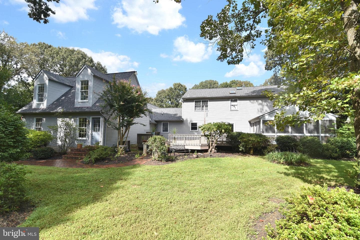 230 Ambleside Drive photo 6