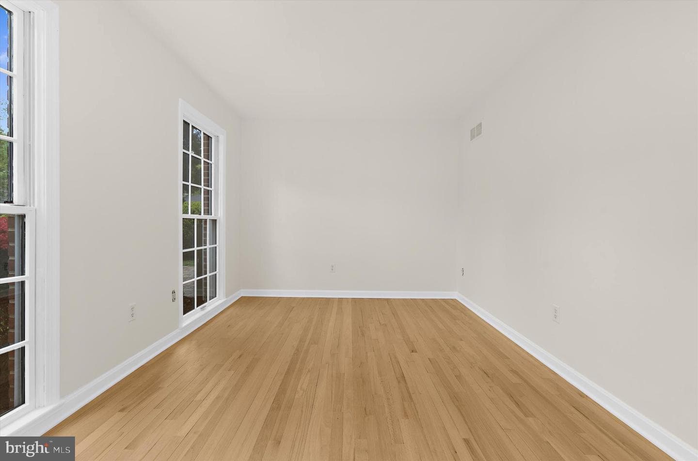 508 Ashberry Lane photo 32