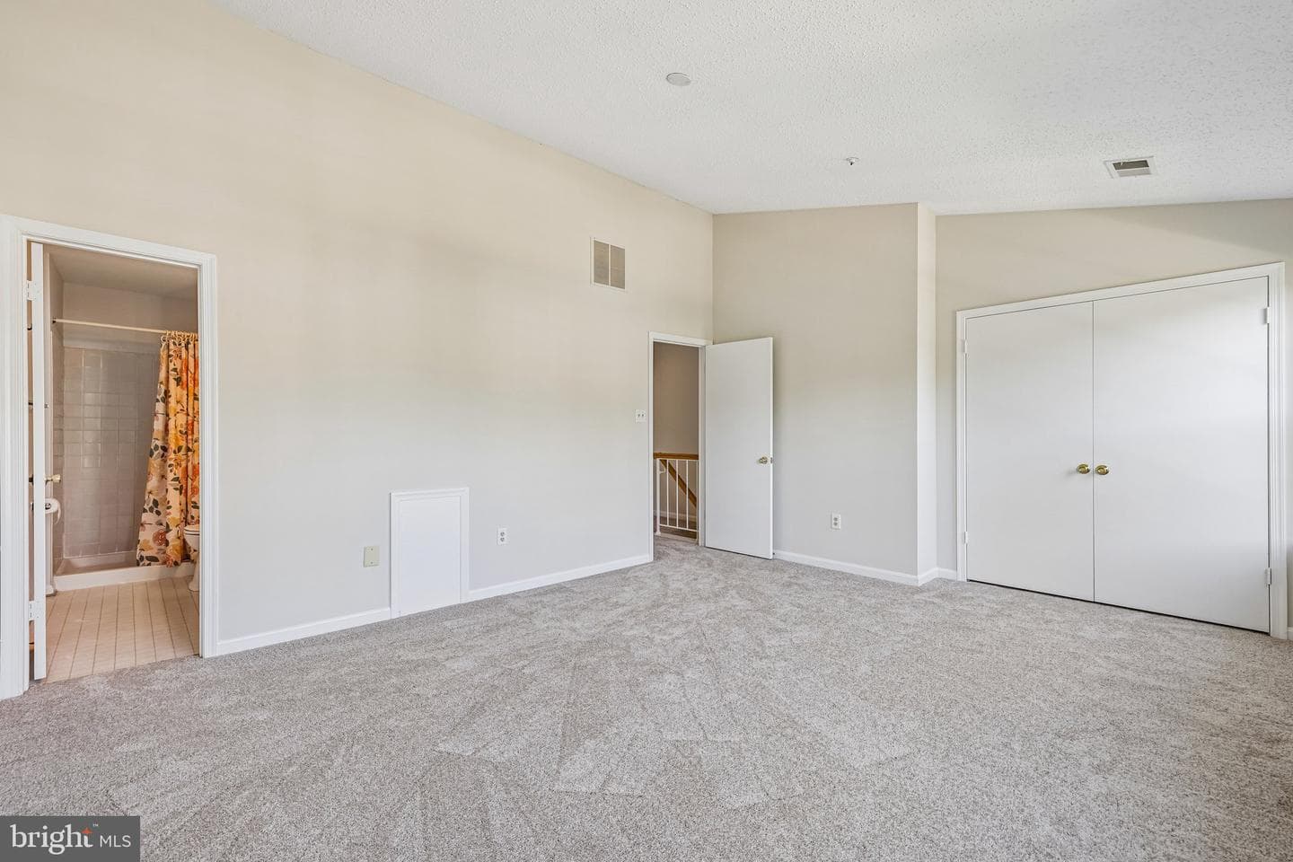 2558 Ambling Circle photo 11