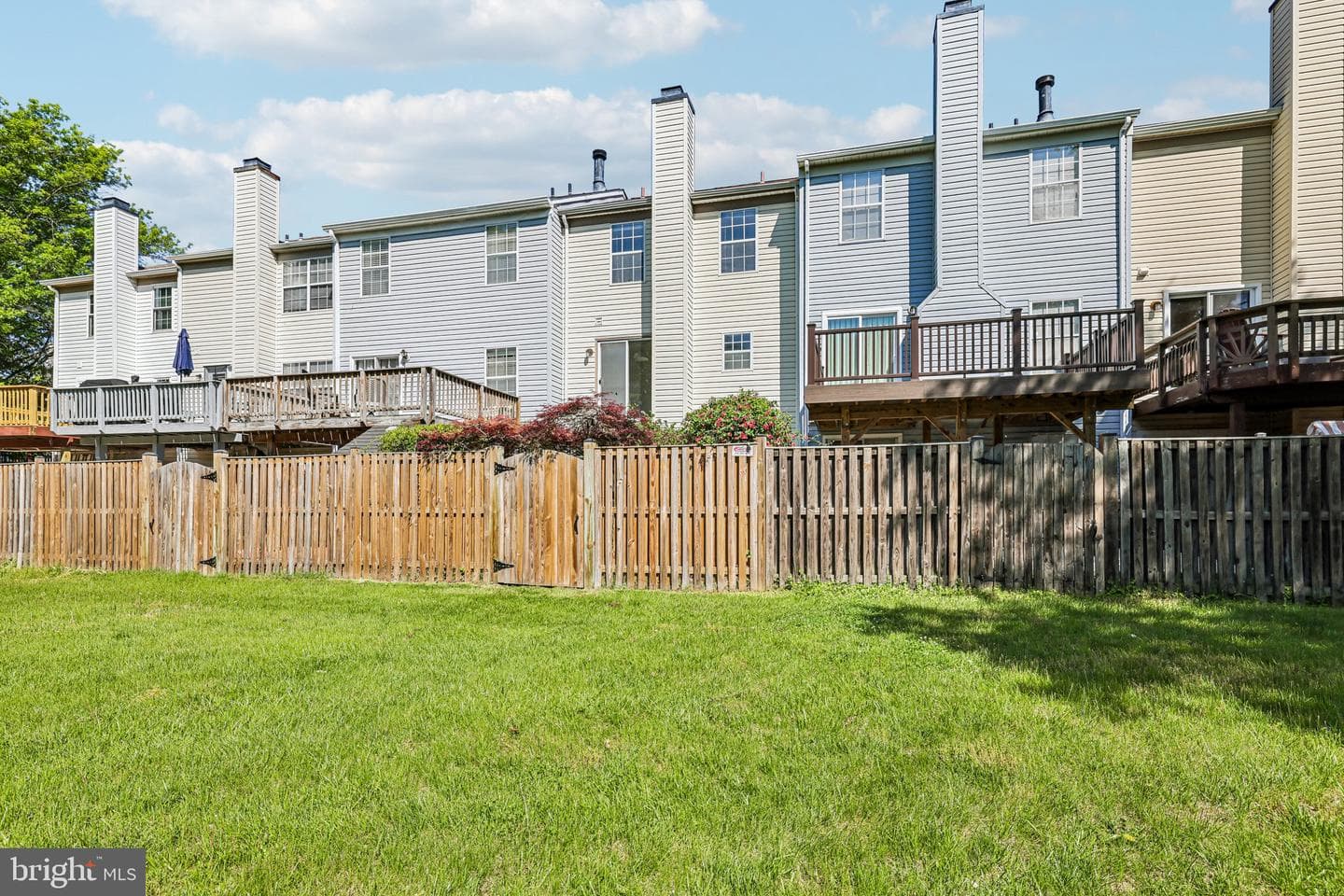 2558 Ambling Circle photo 36