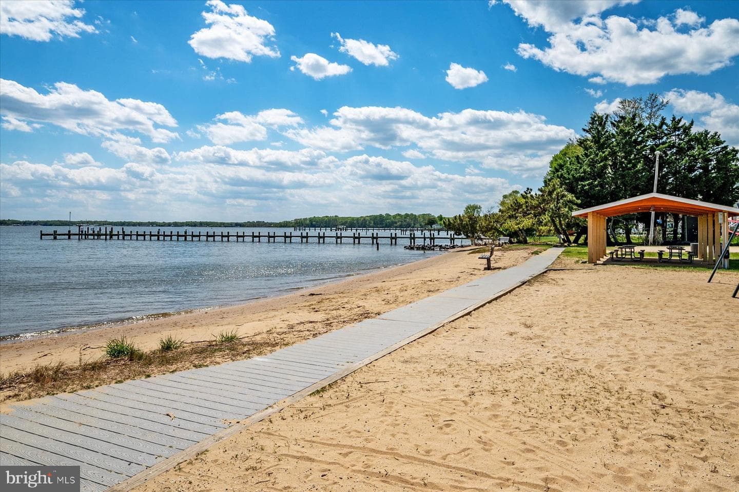 520 Harbor Drive photo 2