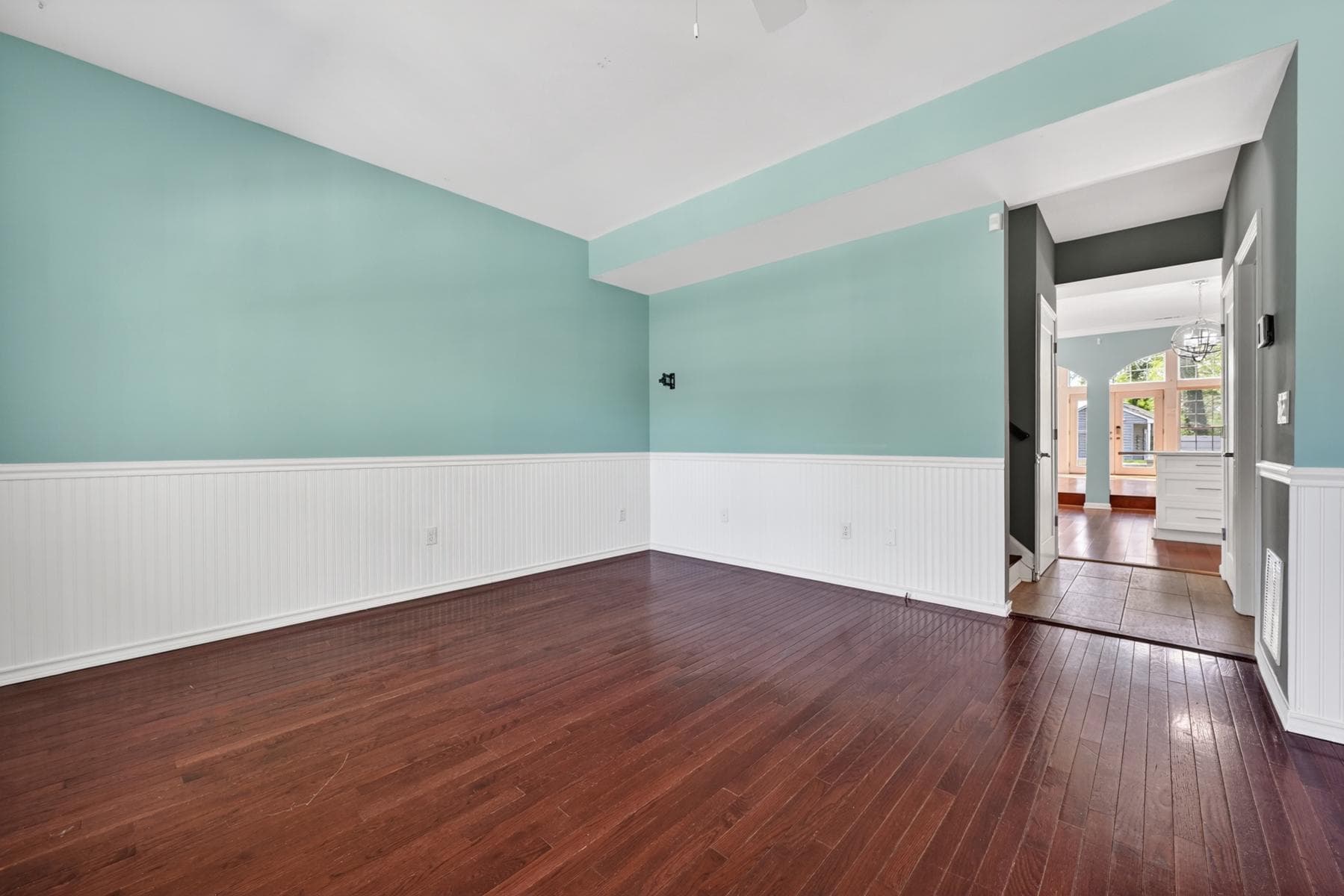448 Maple Leaf Drive photo 22