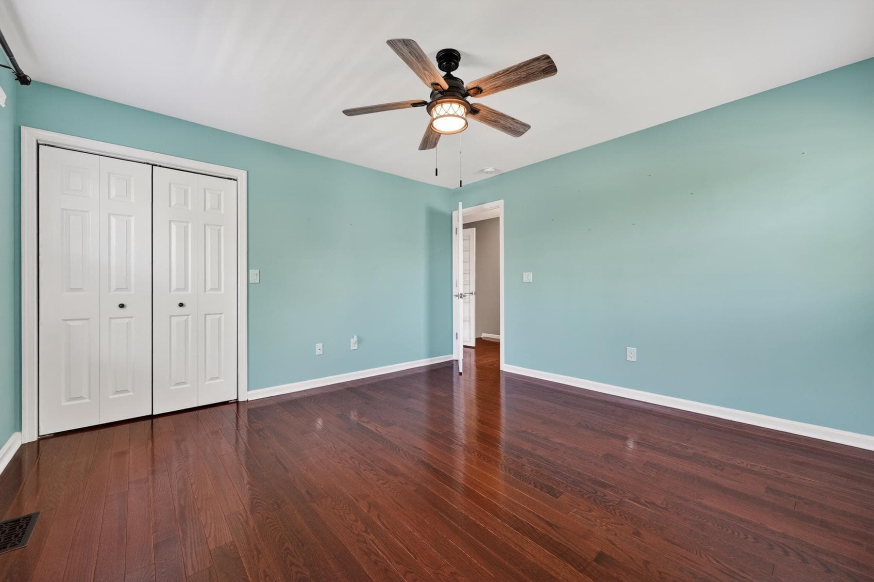448 Maple Leaf Drive photo 35