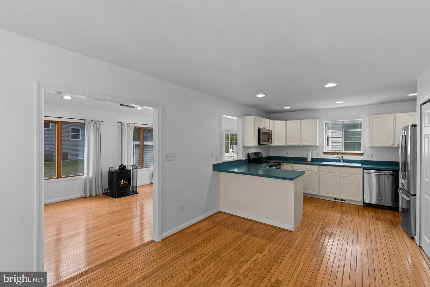 3530 Shady Drive photo 11