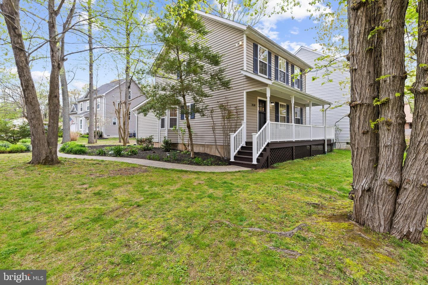 3530 Shady Drive photo 2