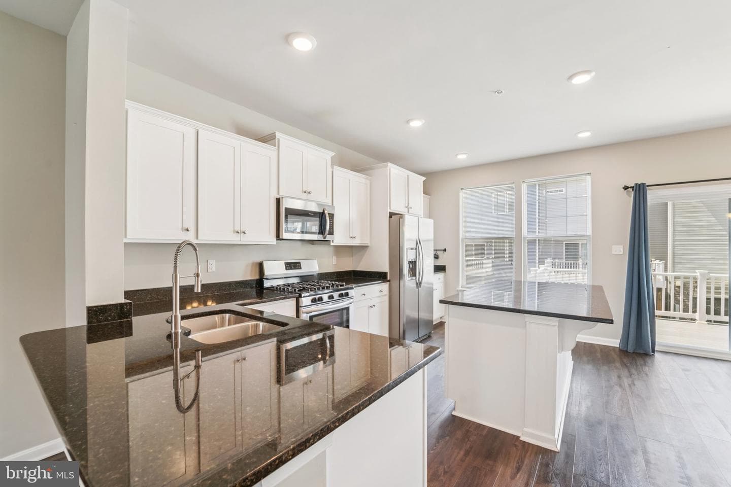 2070 Hinshaw Drive photo 15