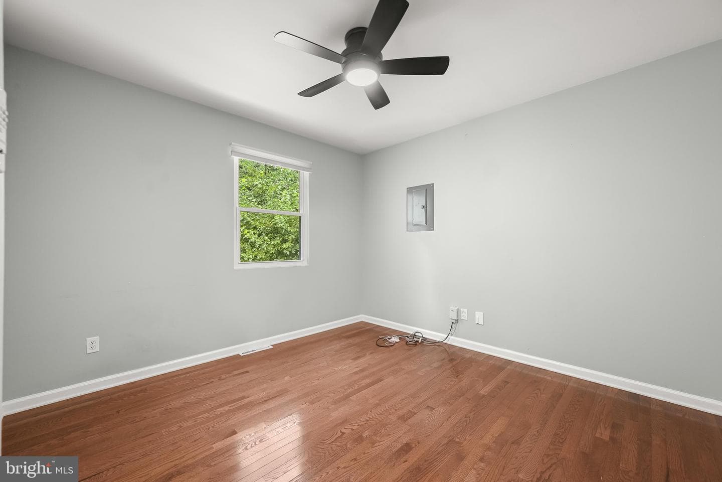 840 Valentine View photo 38