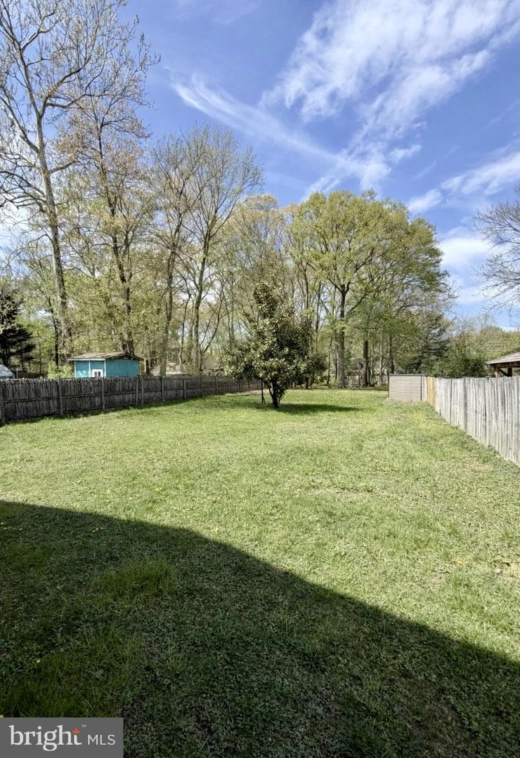8121 Elizabeth Road photo 22