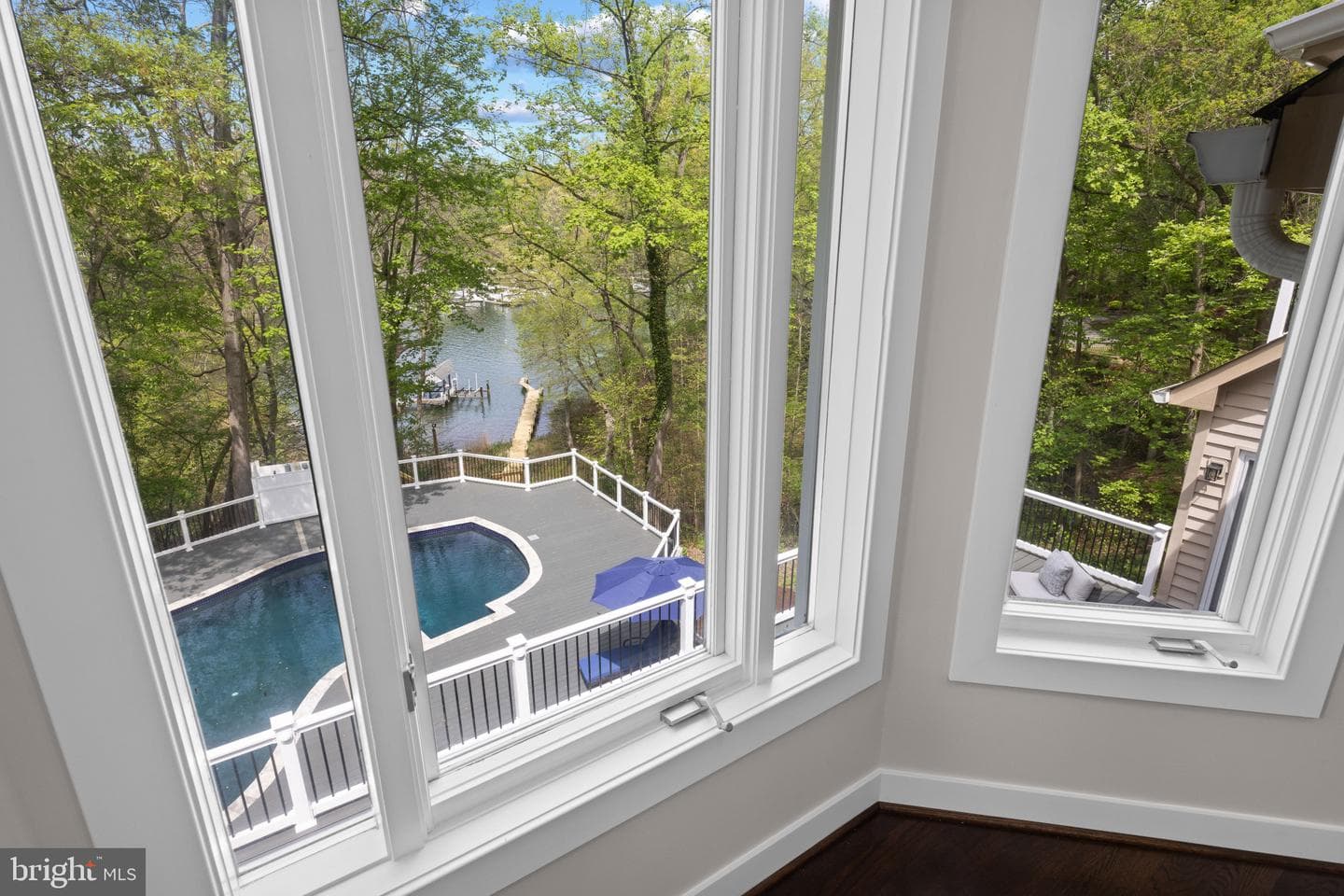 854 Saint Edmonds Place photo 27