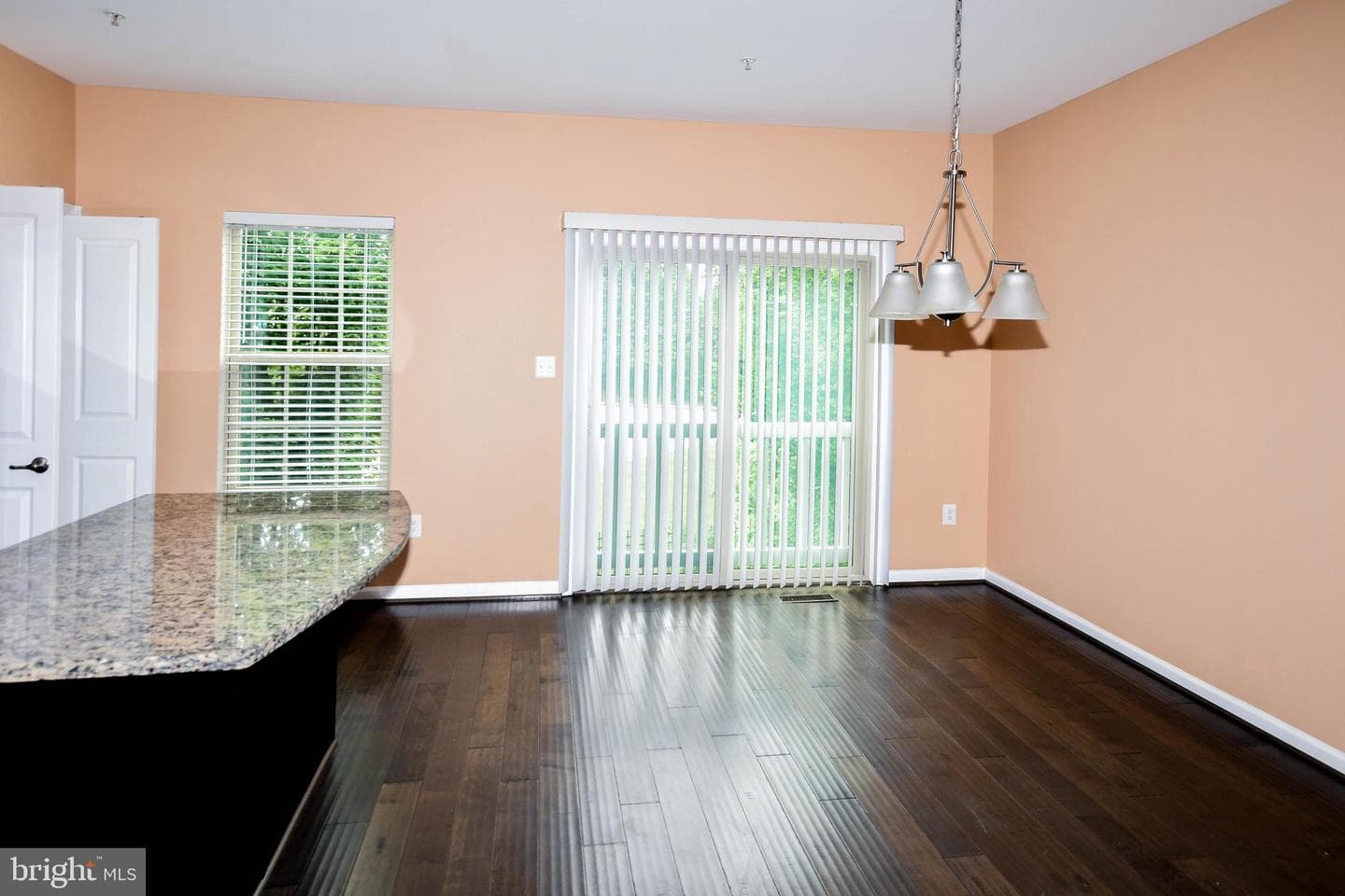 324 Eagles Ridge Way photo 6