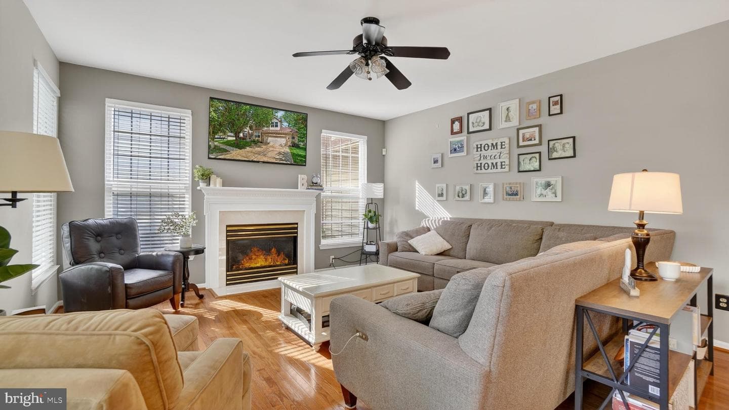1407 Houndhill Court photo 25